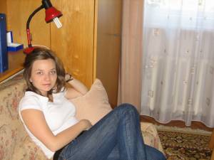 Romanian Teen (x281)-e7bn2oodu6.jpg