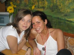 Romanian Teen (x281) 67bn2pnuh2