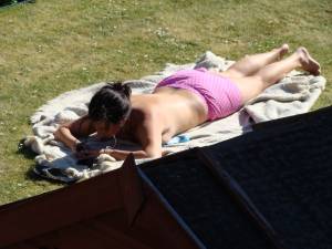 Neighbour Spy - Topless (36 foto)-a7bn30sr3v.jpg