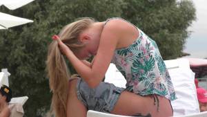 Voyeur candid spying teen on the beach (x25) r7bn5fczgw