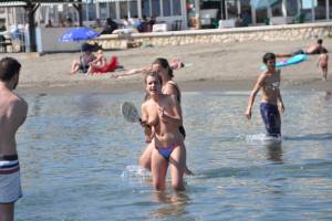 Beach Spy Topless Girl With Her Boyfriend-a7bnmtc3dm.jpg