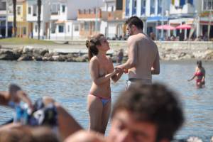 Beach Spy Topless Girl With Her Boyfriend-h7bnmsxx6s.jpg