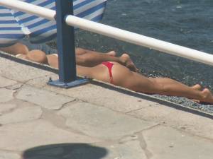 Beach Voyeur Spy Crete Greece z7bnndr7gd