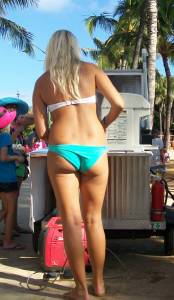 Beach Voyeur 1 Blonde 1 Brunette f7bnmu47bx