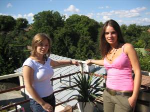 Romanian Teen (x281) w7bn2pkg07