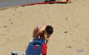 Spying girl on beach voyeur candid x97-77bok9oyi2.jpg