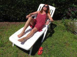 Sexy Italian Mature Topless Vacation [x48] t7bo675z32