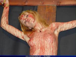 Nadya In Blood Sacrifice [x90] q7bpf5x5bi