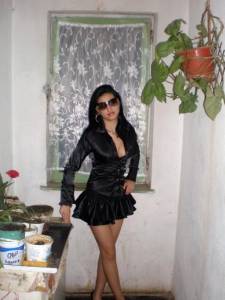 Roxy Romanian (ex) Escort (x129) n7boqfl66y