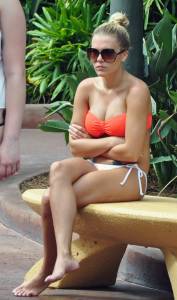 Benched Bikini Blonde-n7bornustd.jpg