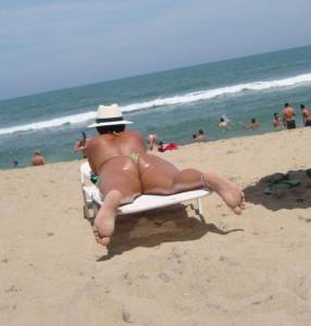 Brazilian Beach Voyeur Candids (x121)-l7borwft2m.jpg