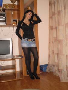 Roxy Romanian (ex) Escort (x129) y7boqec1tc