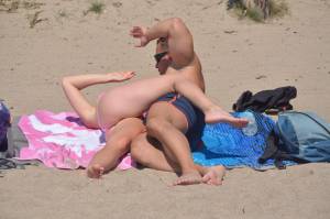 Horny couple on the beach v7bovkk1a6