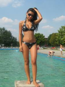 Roxy Romanian (ex) Escort (x129) t7boqfssiy