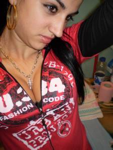Roxy Romanian (ex) Escort (x129) j7boqfhku3