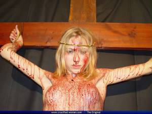 Nadya In Blood Sacrifice [x90] i7bpf5nqh7
