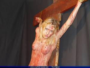 Nadya In Blood Sacrifice [x90] w7bpf63pja