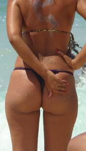 Brazilian Beach Voyeur Candids (x121)-e7boruxfap.jpg