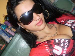 Roxy-Romanian-%28ex%29-Escort-%28x129%29-i7boqf9ur2.jpg