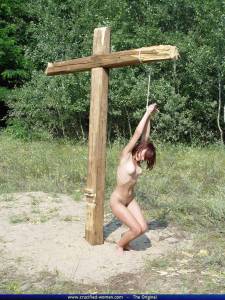 Slava On The Cross [x66] d7bpbc1nsy