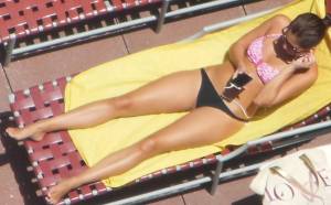MEGA POST of BIKINI POOL BABES!!! i7bp37puh5