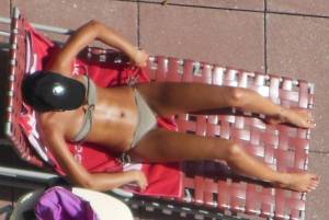 MEGA POST of BIKINI POOL BABES!!!37bp36vhca.jpg