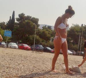 Mobile beach candids x52 f7bp3kaglg