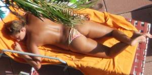 MEGA POST of BIKINI POOL BABES!!!-q7bp37ijuv.jpg