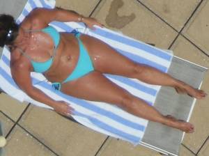 MEGA POST of BIKINI POOL BABES!!! x7bp37o2bw