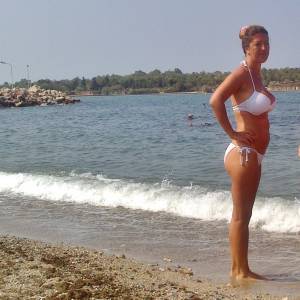 Mobile beach candids x52 o7bp3k5tgw