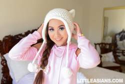 Elle Voneva Asian Selfie Snatch (x147) 1080x1620 67bqj60kes