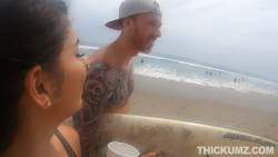 Gina Valentina Thickie Riding On His Surfboard (x200) 07bqjfkhj7