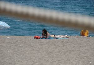 AlmerÃ­a Spain Beach Voyeur Candid Spy Girls-07bqq6dq2n.jpg