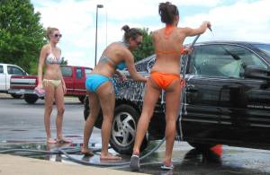 Bikini Carwash Babes 47bqs5atmn