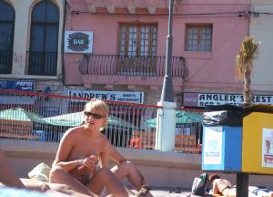Amateur Topless Girls on Beach Voyeur Candids-k7bqqfm3kv.jpg