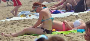 A Day On The Beach d7bqps1yn3
