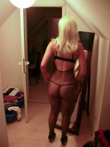 Amateur Girlfriend [x73] y7brejqy2z