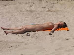 Exclusive Cute Girl Beach Candid g7brec535u