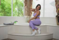 Krissy Lynn Lathering Up Mrs Lynn 317x 2645x1663  l7btjdqcp4