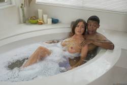 Krissy Lynn Lathering Up Mrs Lynn 317x 2645x1663  17btjfeo3g
