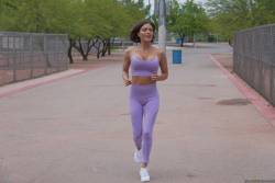 Krissy Lynn Lathering Up Mrs Lynn 317x 2645x1663  w7btjclu6j