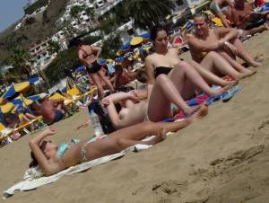 Gran Canaria, Beach and Poolside-m7brih6iyh.jpg