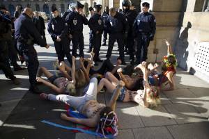 A tribute to all femen heroines x90 o7bsbie4c4