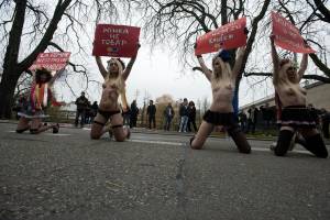 A-tribute-to-all-femen-heroines-x90-s7bsb03mgj.jpg