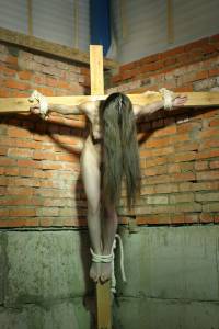 Crucified-Brunette-Girl-o7brirx0nn.jpg