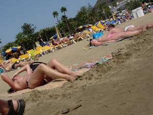 Gran Canaria, Beach and Poolside-r7brihfuso.jpg