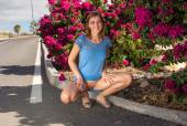 Picking Flowers with Oxana Chic d7bss3u5sy