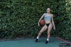 Abella Danger One On One - 3000px - 95X j7bu02qach
