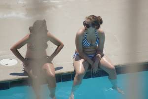 2 girls 1 pool Pt 2 i7btbucqje