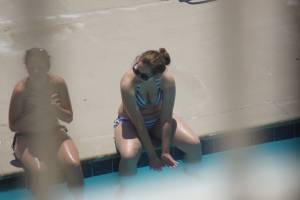 2 girls 1 pool Pt 2 s7btbub016